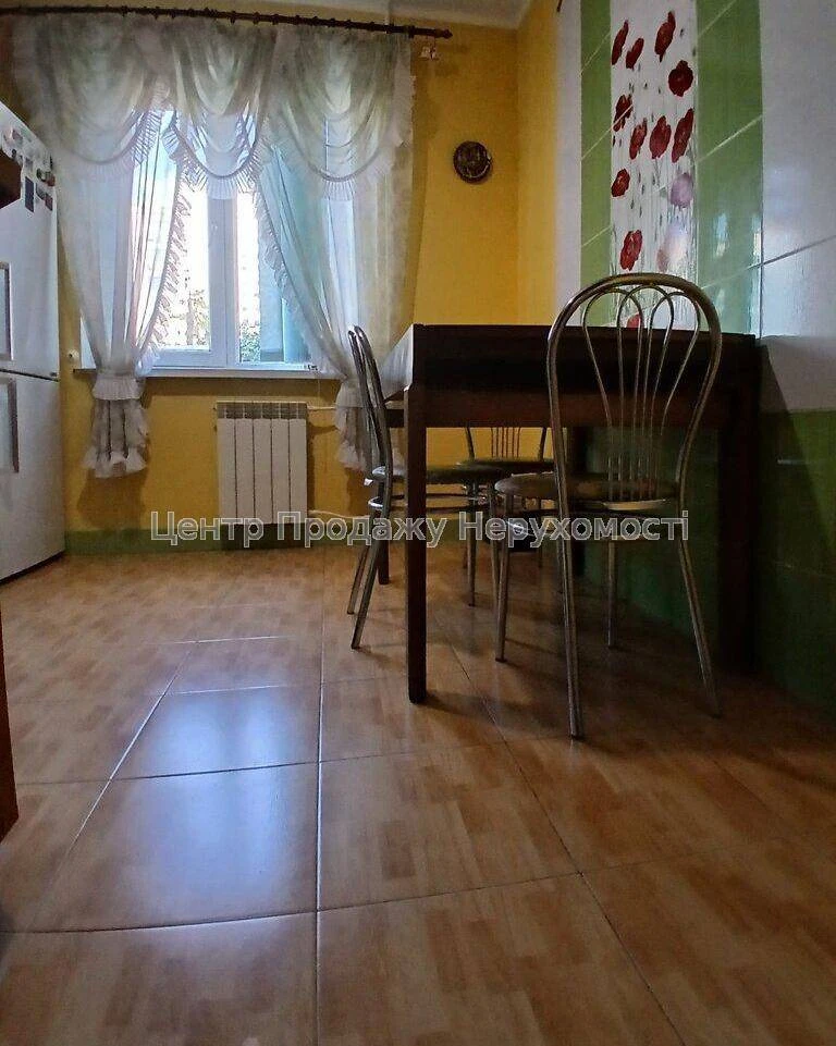 Продаж 3-кімн. квартири 72 м², 2/16 эт, Київ – чудове житло