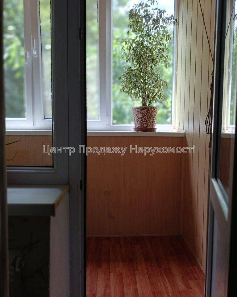 Продаж 3-кімн. квартири 72 м², 2/16 эт, Київ – чудове житло