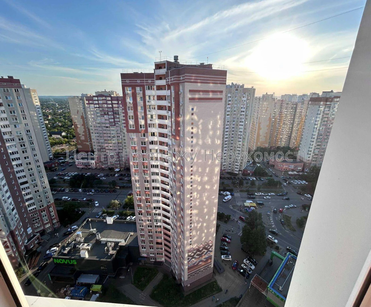 Продаж 1-кімн. квартири 40, 2 м ² на 24 поверсі в Києві!