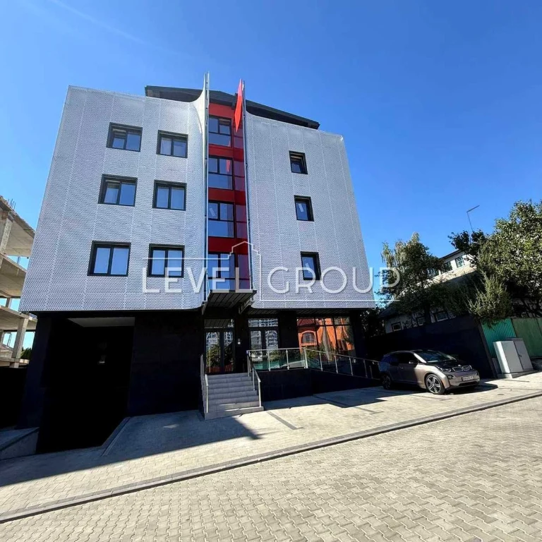Продається ексклюзивна 1-кімнатна квартира з просторою терас