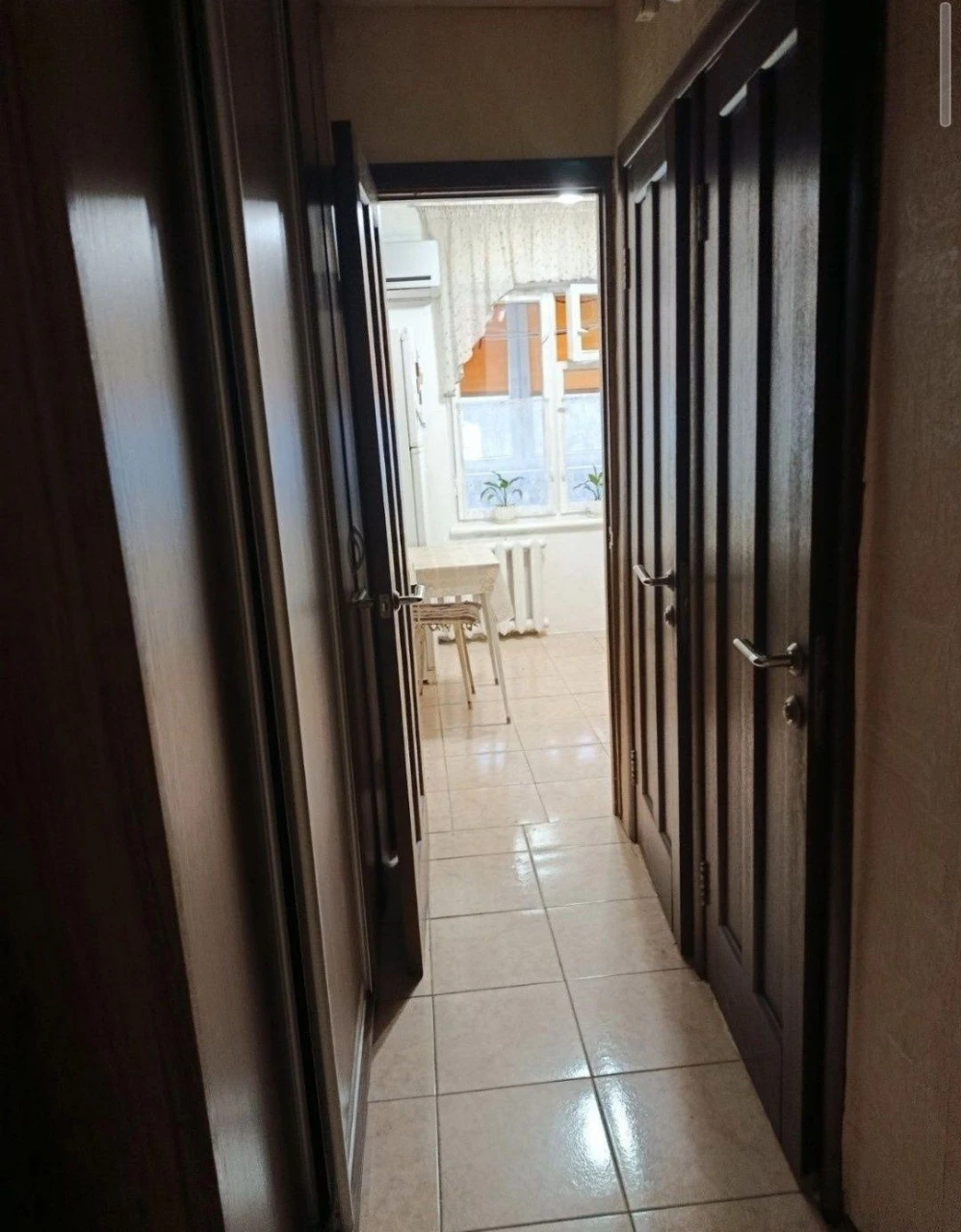 Петропавлівська 6