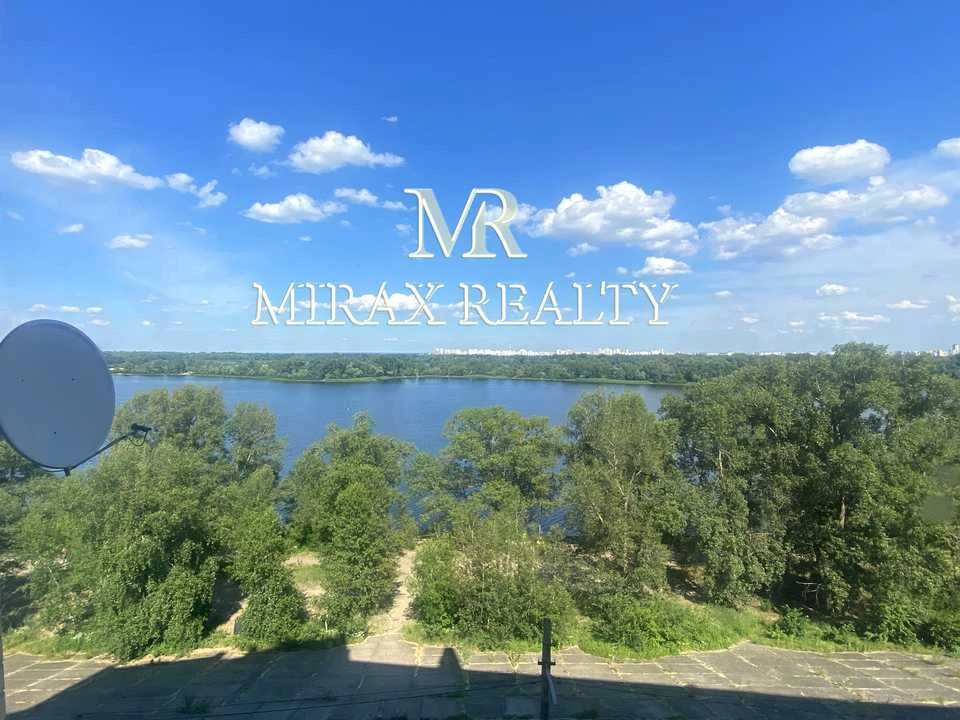 Квартира. Київ, Прирічна вул.