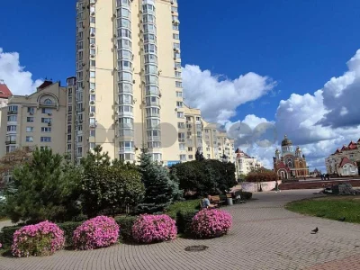 Квартира. Київ, Володимира Івасюка просп.