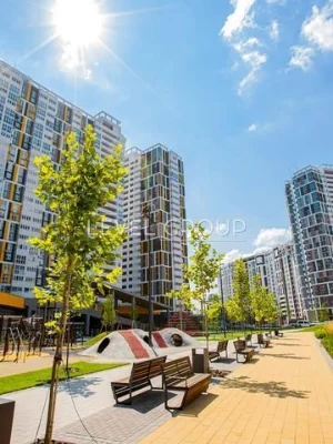 Продаж 1-кімнатної квартири | ЖК «Русанівська Гавань» | Авто