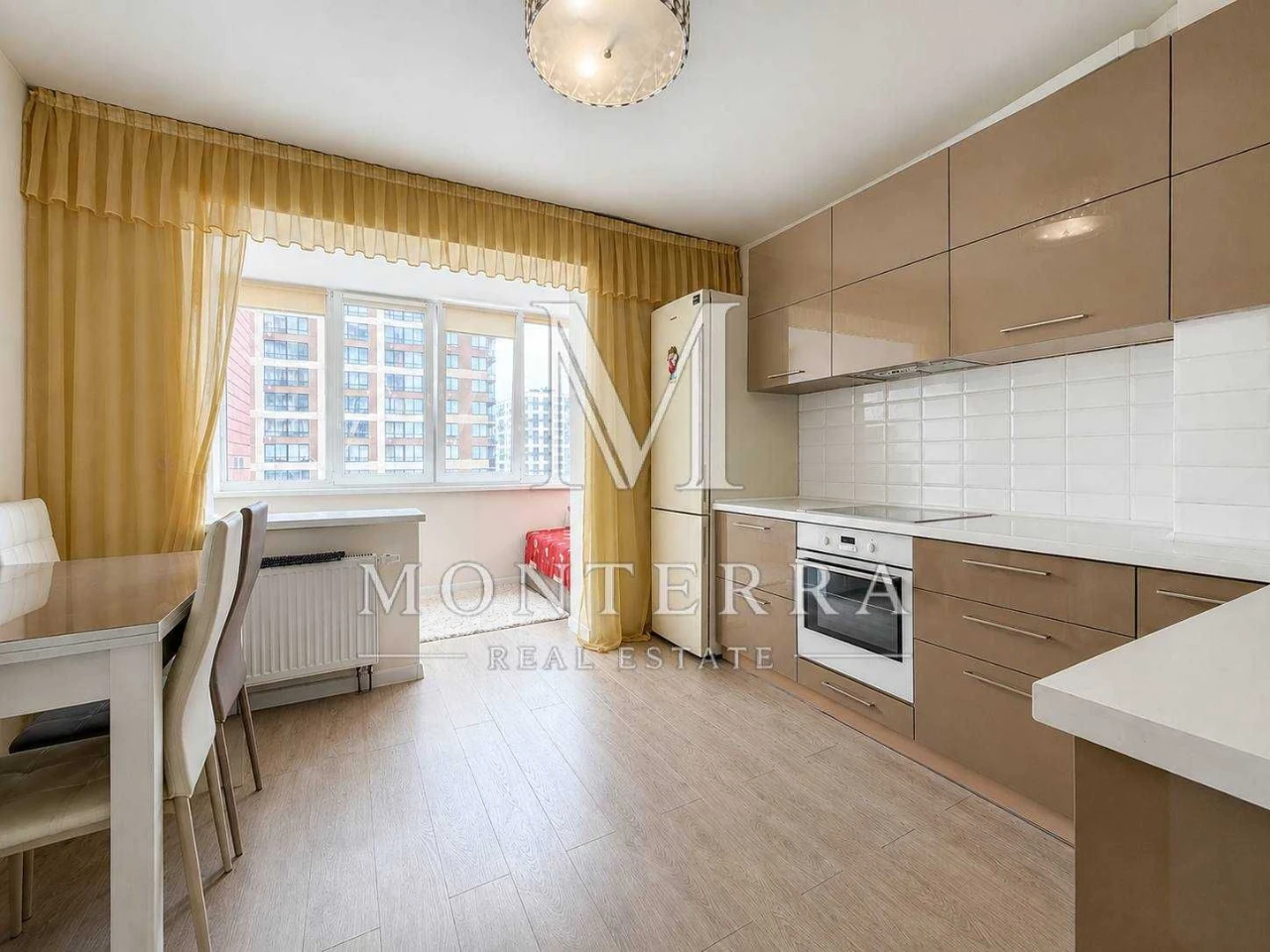 БЕЗ % Продаж 2 кім. квартири з ремонтом, 75 м², ЖК Крістер Г