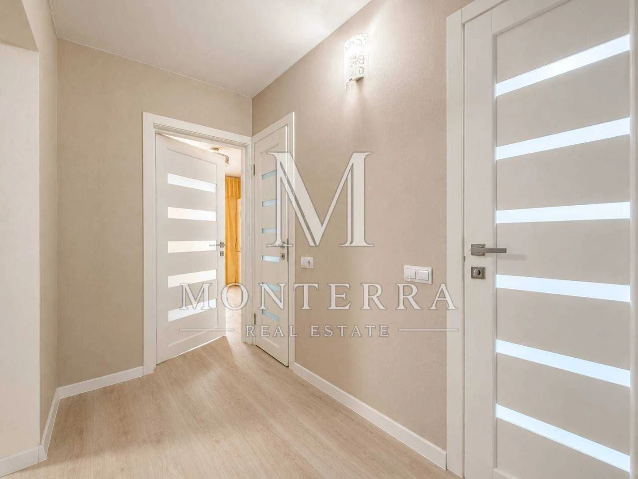 БЕЗ % Продаж 2 кім. квартири з ремонтом, 75 м², ЖК Крістер Г