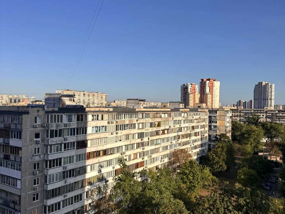 Квартира. Київ, Івана Миколайчука вул.