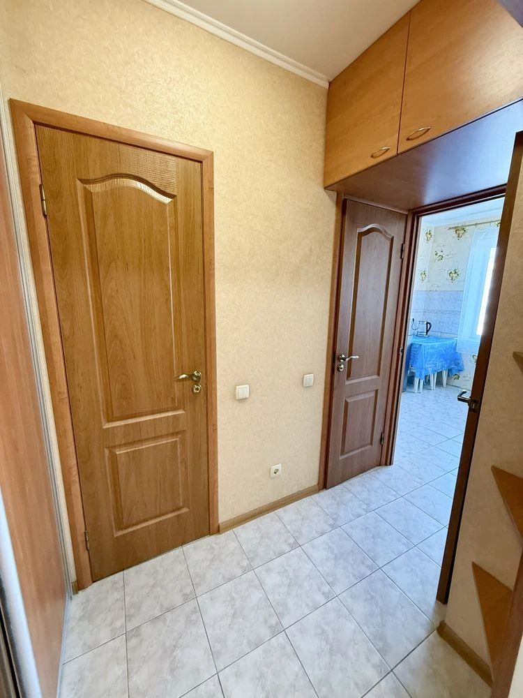 Продам 2-кім квартиру Перемоги-5, пр. Героїв 19