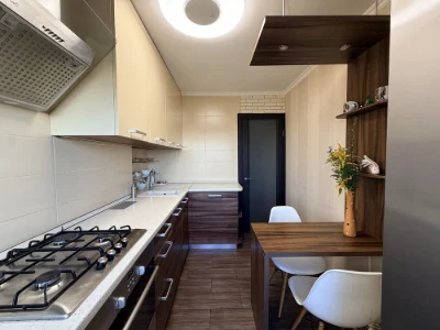 Продам 3к квартиру, Ломовка, Донецкое Шоссе, Левый Берег