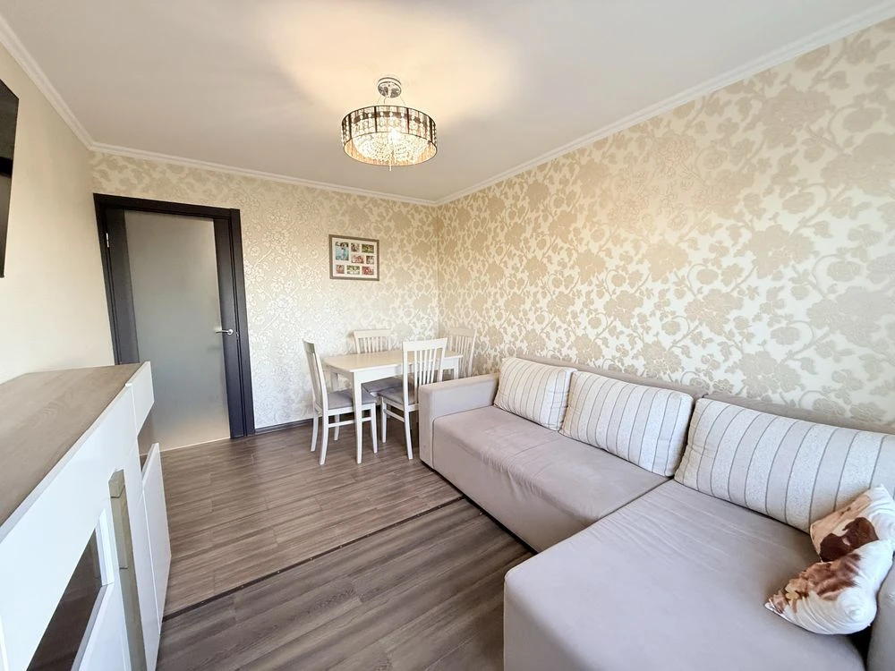 Продам 3к квартиру, Ломовка, Донецкое Шоссе, Левый Берег