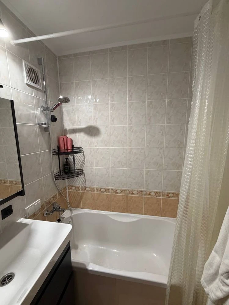 Продаж квартири 2 кім.,на Копилівській,Газ, Куренівка, гарни