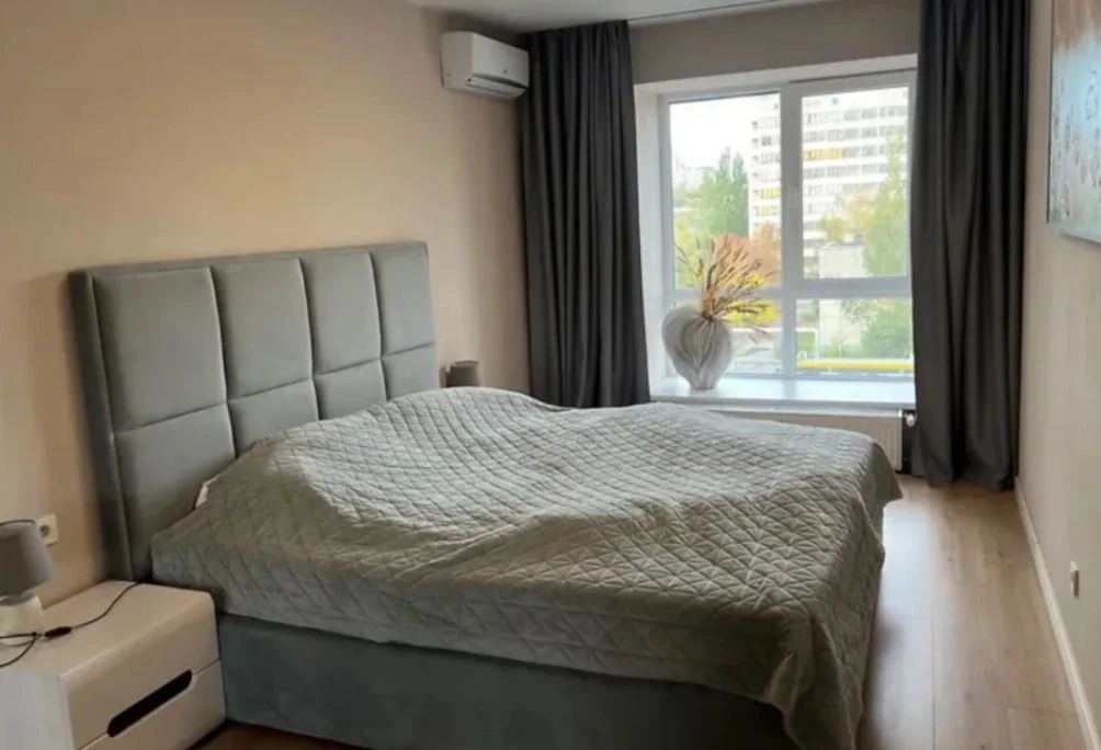 Продам квартиру в ЖК Ривер Парк