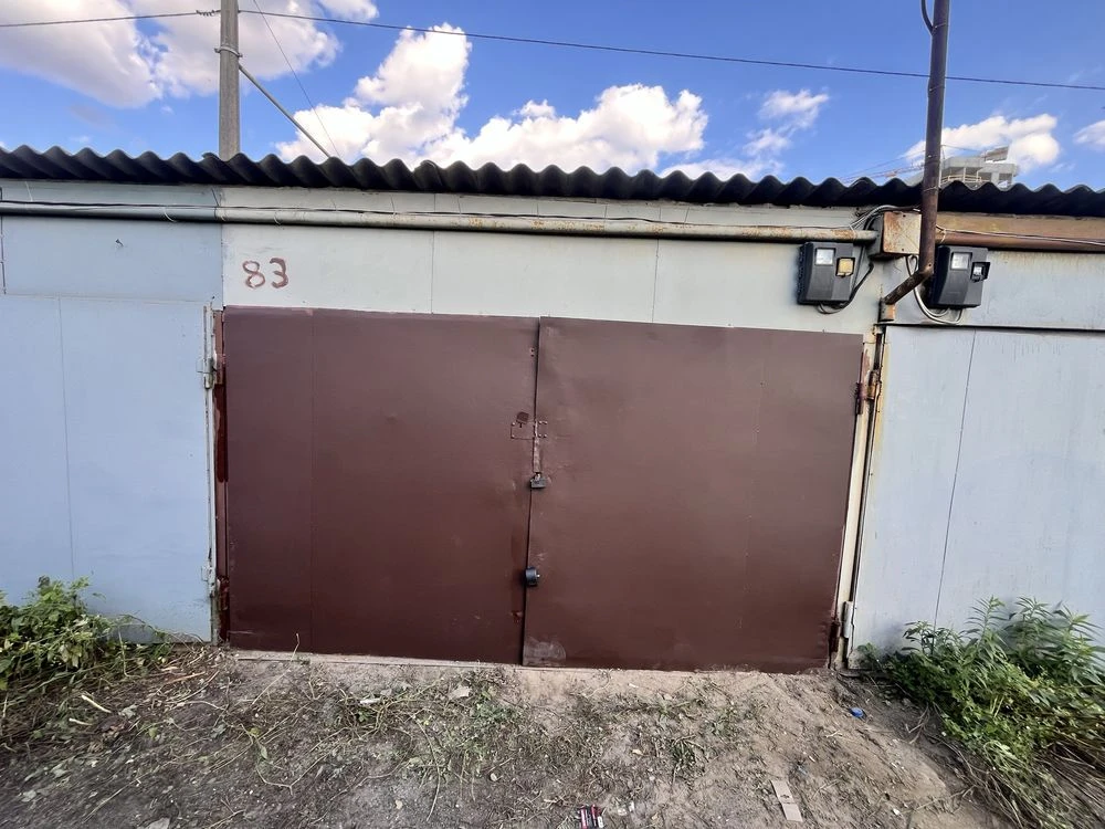 Продам гараж у гаражному кооперативі, Виноградар