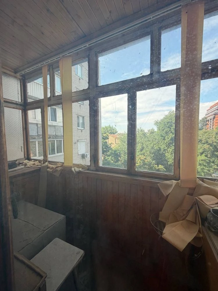 Продам трехкомнатную квартиру