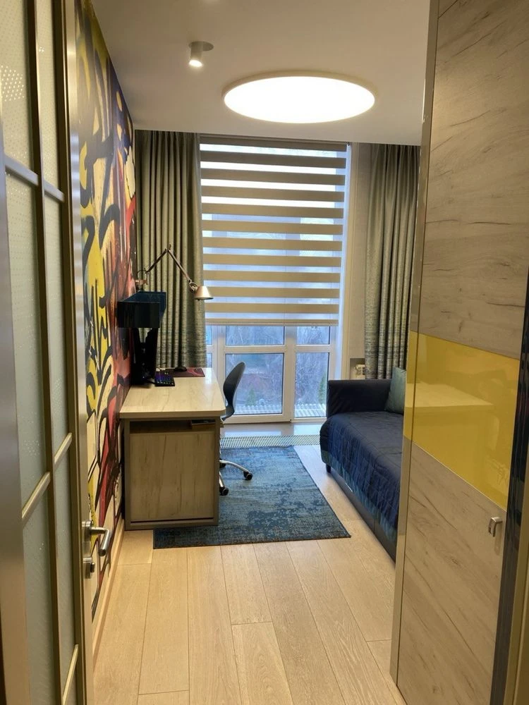 Продам 4 к Квартиру Дизайнерський ремонт  Клубний Будинок 98