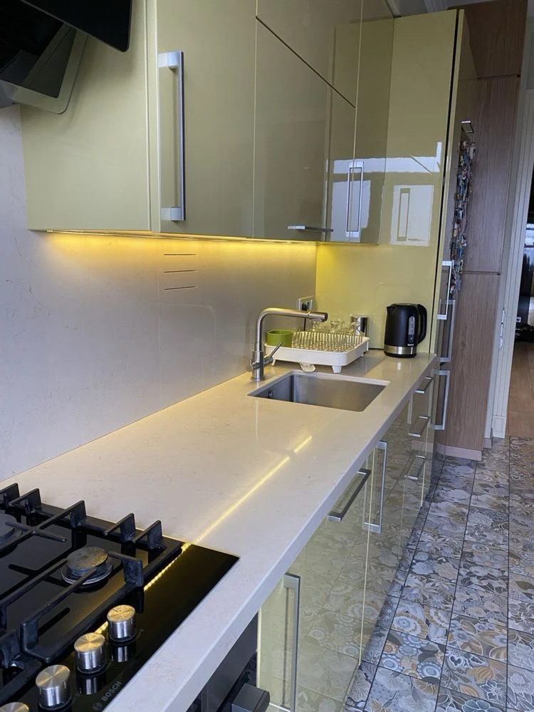 Продам 4 к Квартиру Дизайнерський ремонт  Клубний Будинок 98