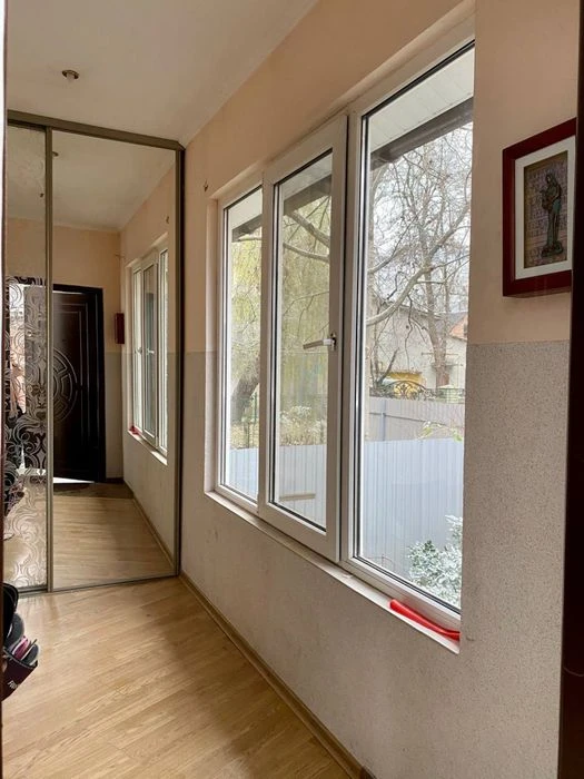 Продам  будинок біля парку Шевченка