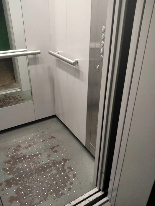 3 floor. Very profitable! 39m2. House near the Park! Gas. plate.