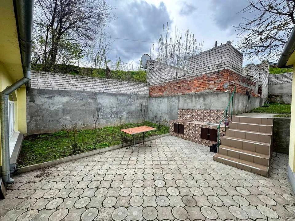 Будинок. Дніпро, Жоржинський пров.