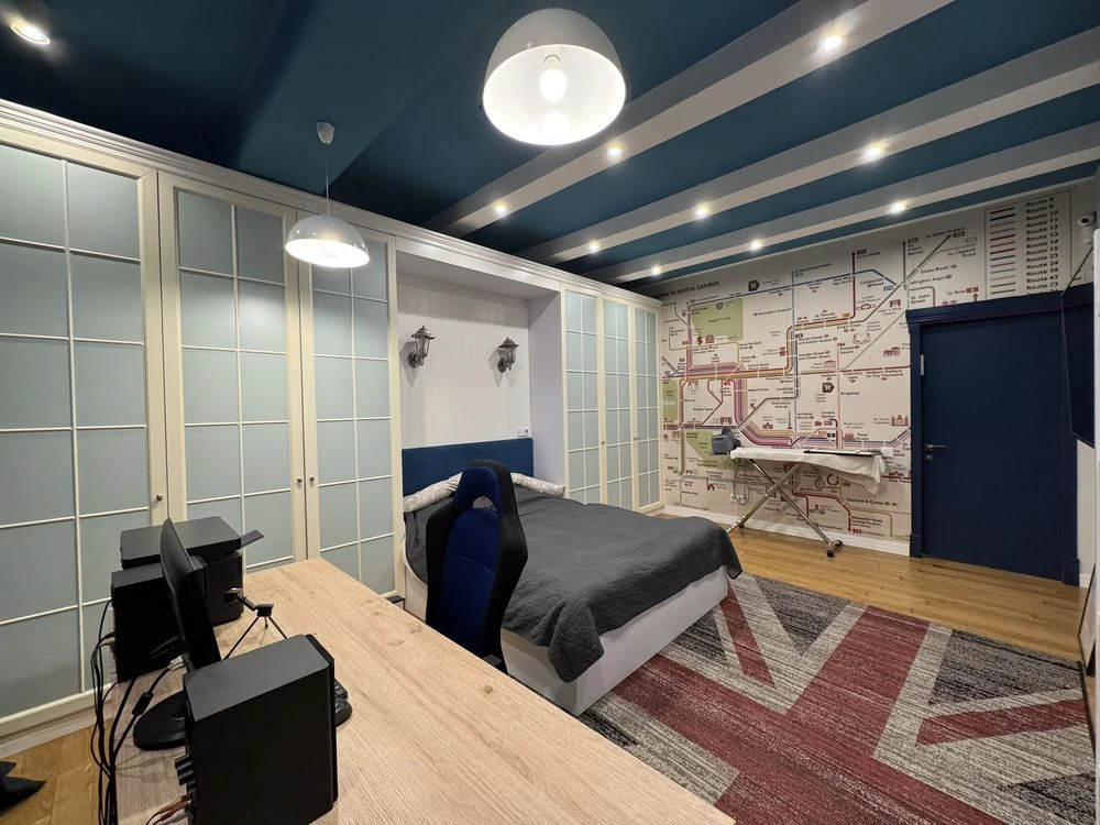 Продам Дворівнева квартира Армійський, Говорова, парк Перемо