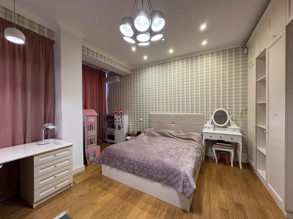Продам Дворівнева квартира Армійський, Говорова, парк Перемо