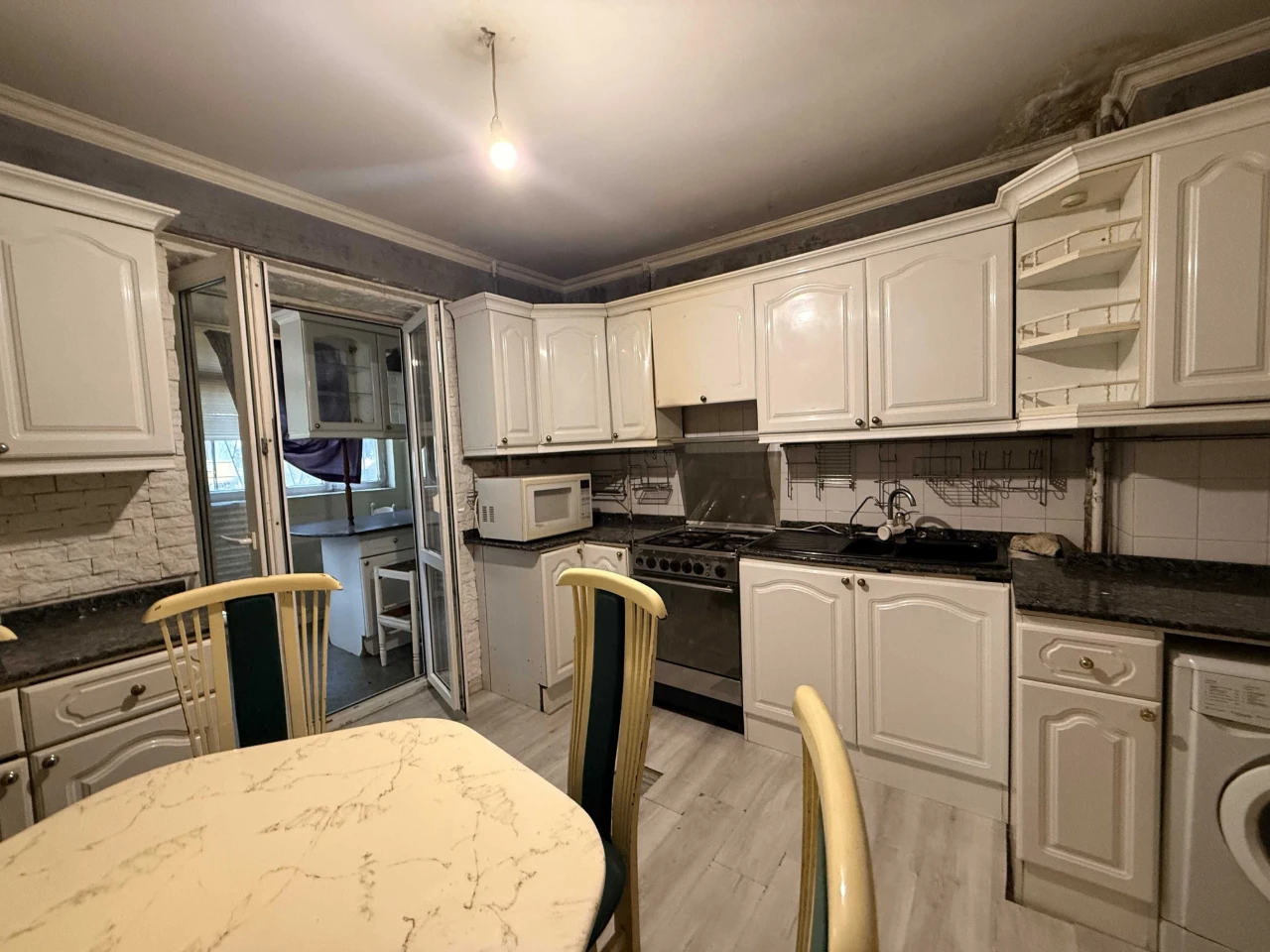 Продам 3 кімнатну квартиру на Заболотного