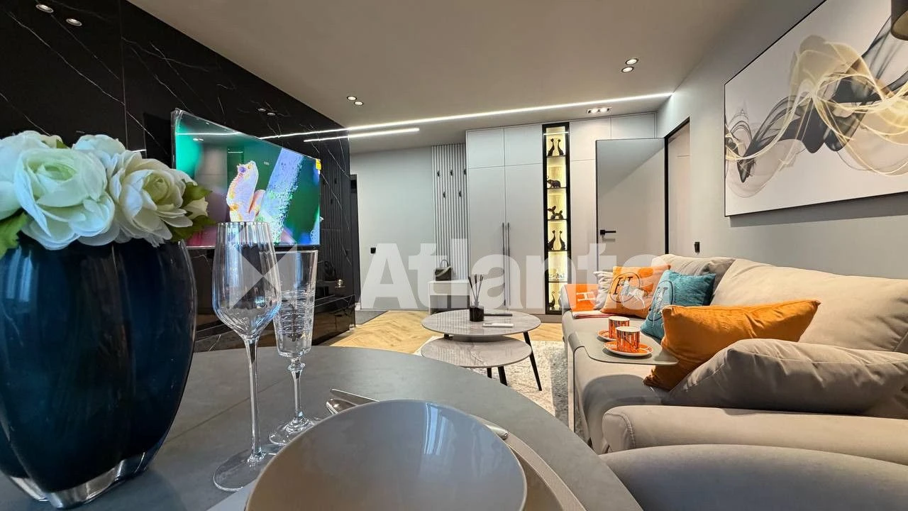 Квартира 45 м² з новим ремонтом біля центру