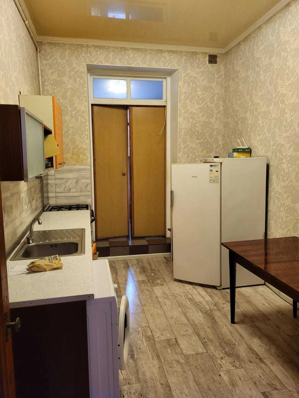 Продам 2 ком. квартиру с балконом  Фабричная/ Ивановский мос