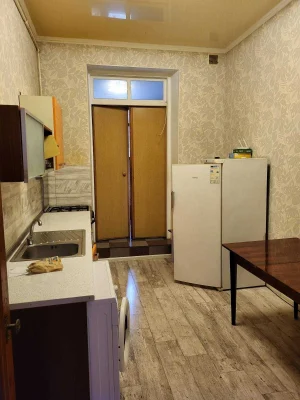 Продам 2 ком. квартиру с балконом  Фабричная/ Ивановский мос