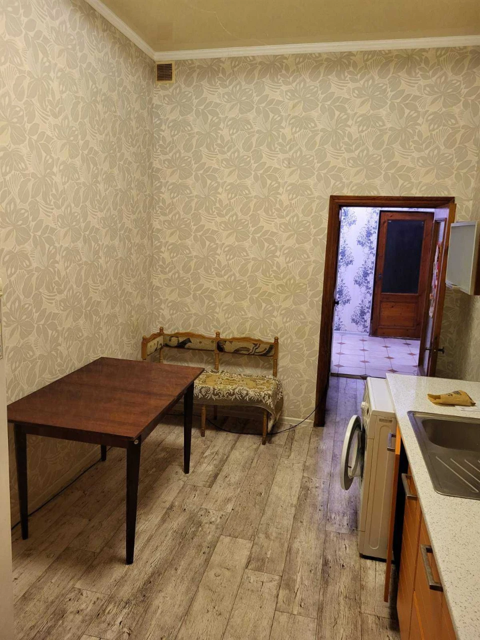 Продам 2 ком. квартиру с балконом  Фабричная/ Ивановский мос