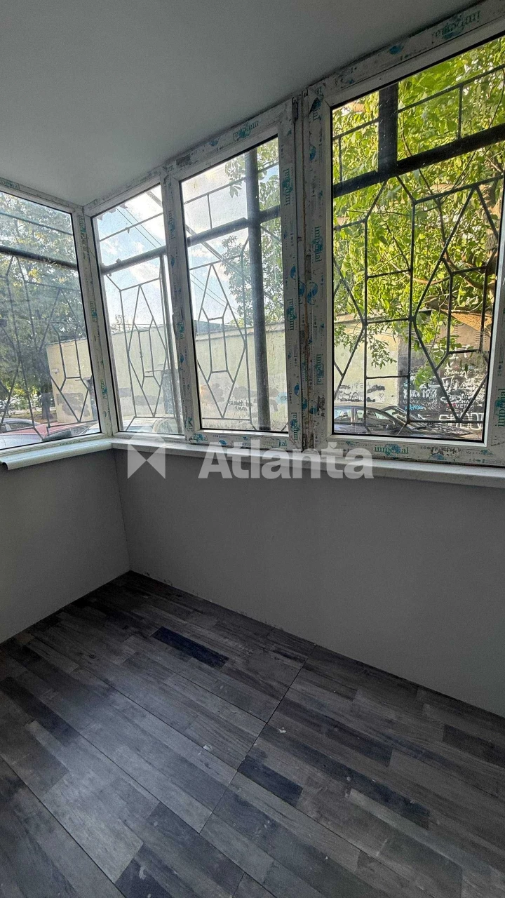 Продам уютную 2-к квартиру 50м² возле парка Марка Твена! Кир