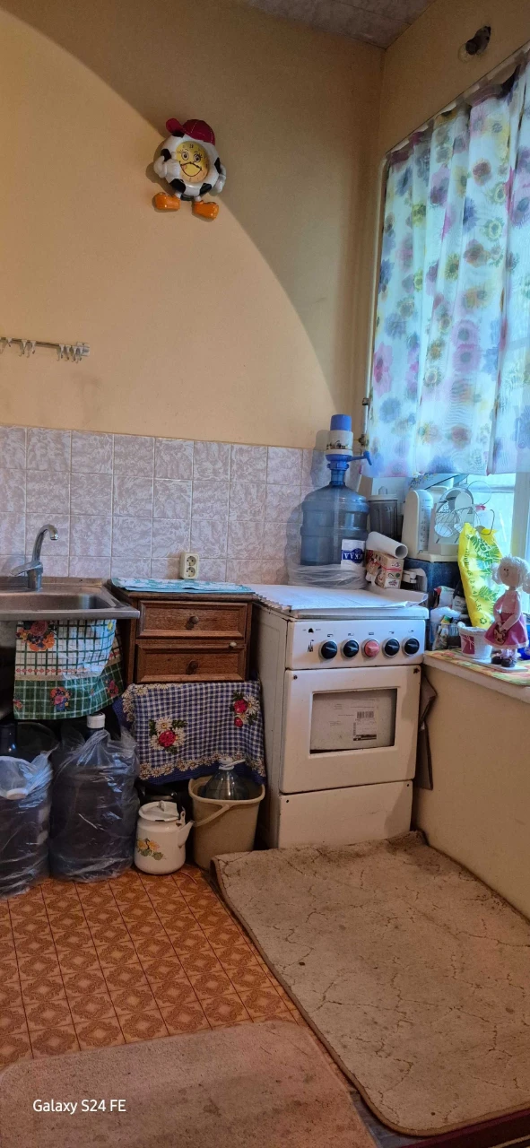 Продам 2х комн. кв. Центр Гимназическая ул
