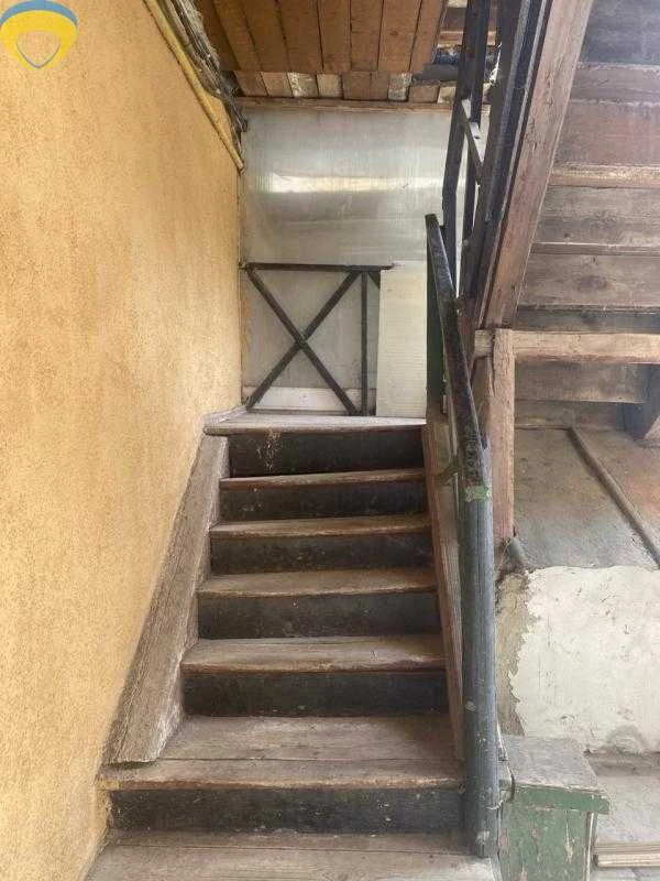 Отдельная квартира в историческом центре с чердаком из кварт