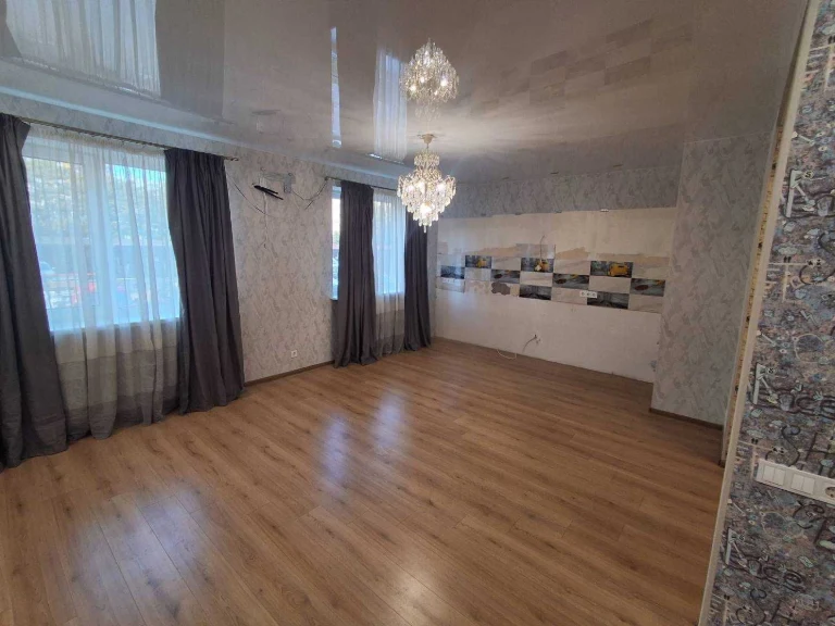 Продам 1-комнатную квартиру 39 кв.м; с ремонтом в ЖК Kadorr