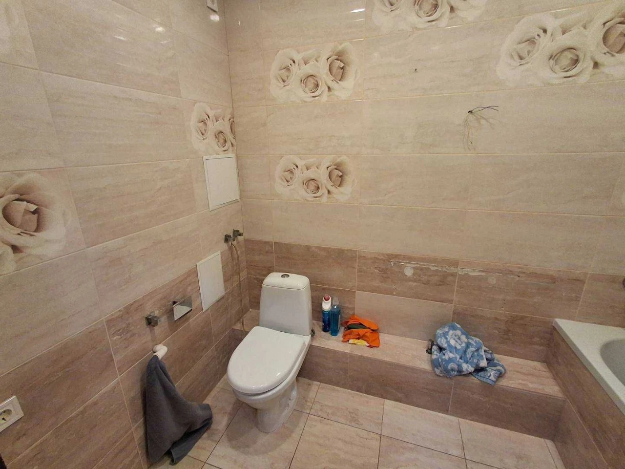 Продам 1-комнатную квартиру 39 кв.м; с ремонтом в ЖК Kadorr