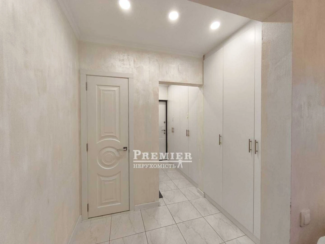 3-кімнатна квартира 70 м² у центрі Таїрова, ремонт, дорогі м