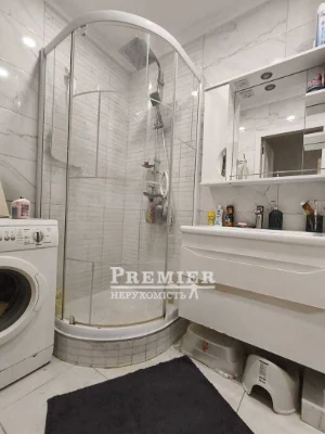 3-кімнатна квартира 70 м² у центрі Таїрова, ремонт, дорогі м