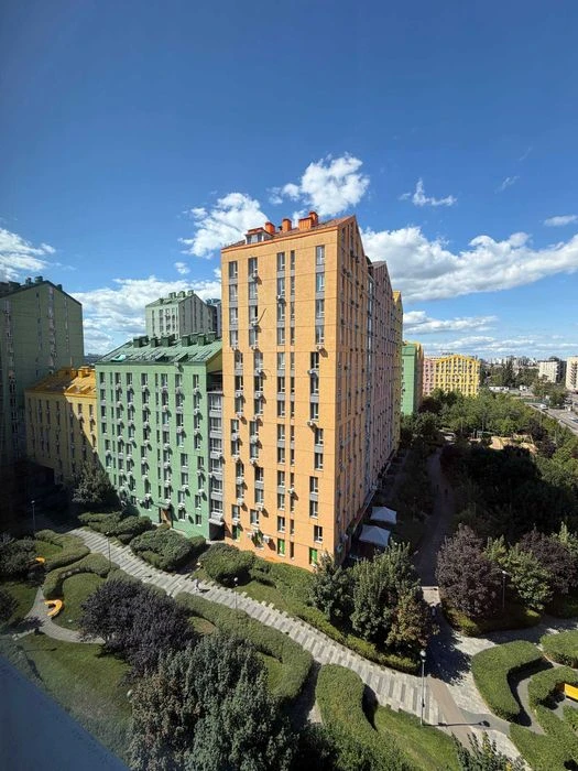 Продаж 1-кім квартири в ЖК Комфорт Таун, просп. Соборності,
