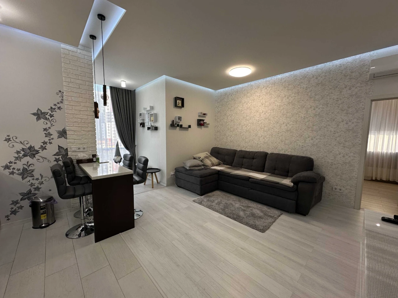 2-комнатная квартира Кадор Таирова |  75м.кв 3этаж готова к