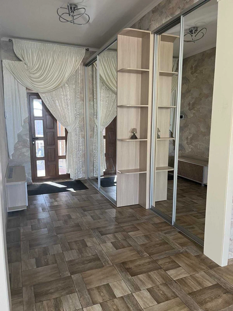 Продам дом в Совиньоне