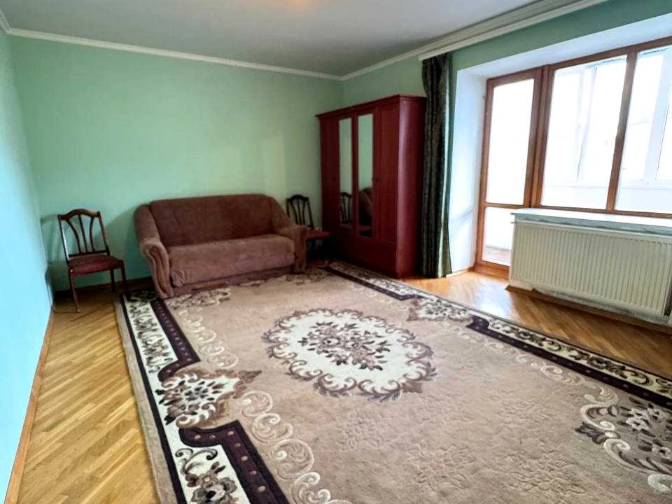 Квартира. Івано-Франківськ, Василя Стуса вул.