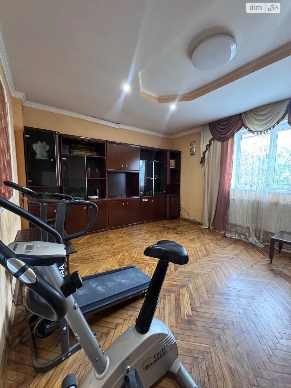 Продаж Дім