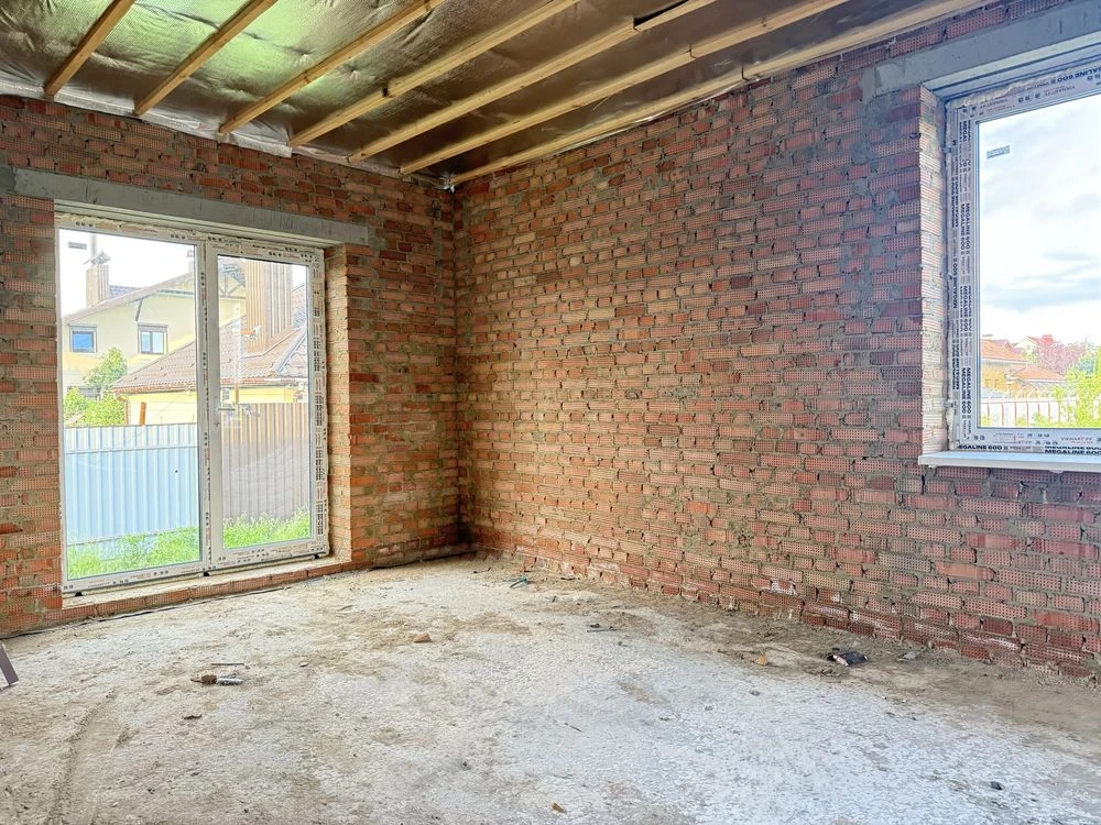 Будинок в місці, 105кв.м 4,5сотки, газ.
