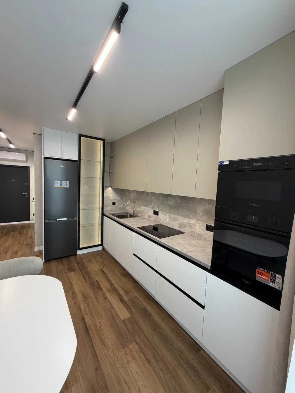 Продаж 1-кімнатної квартири з ремонтом | ЖК «Manhattan Lite»