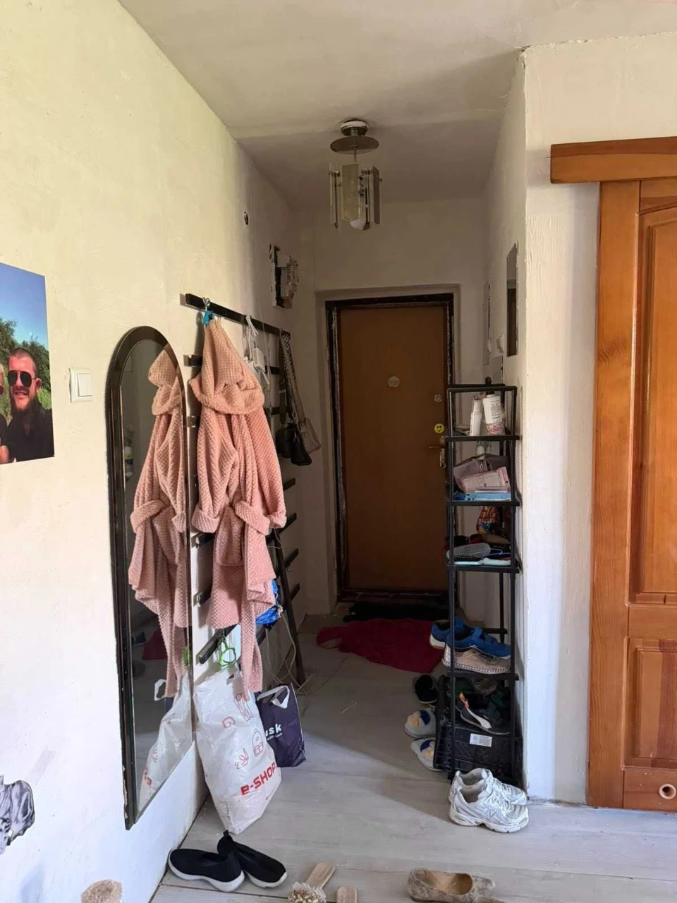 Продаж 2 к квартири 45м.кв Виставка
