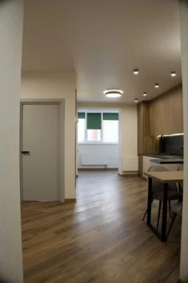 1к Виставка Рауш вул. Бандери