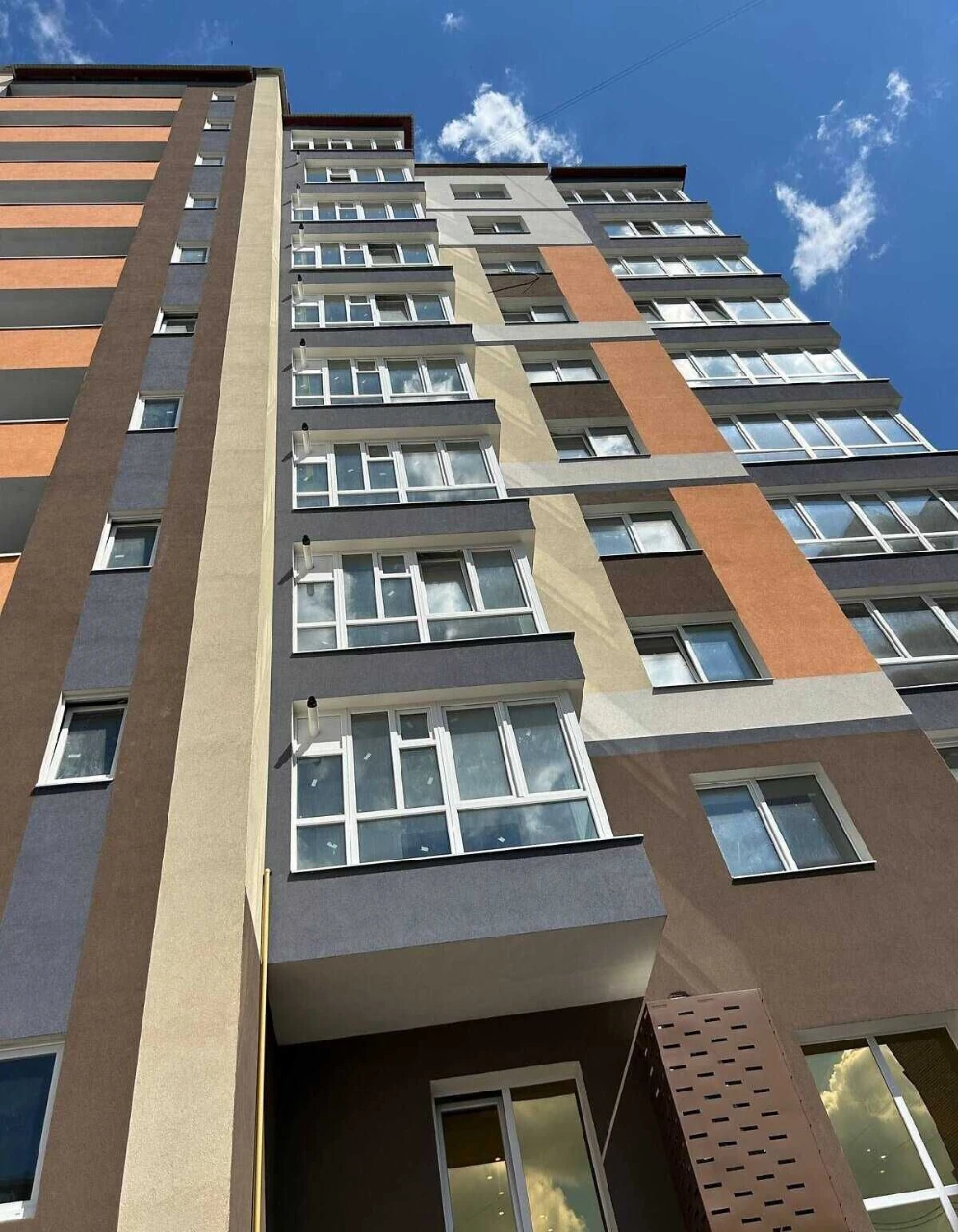 продаж 2к квартири