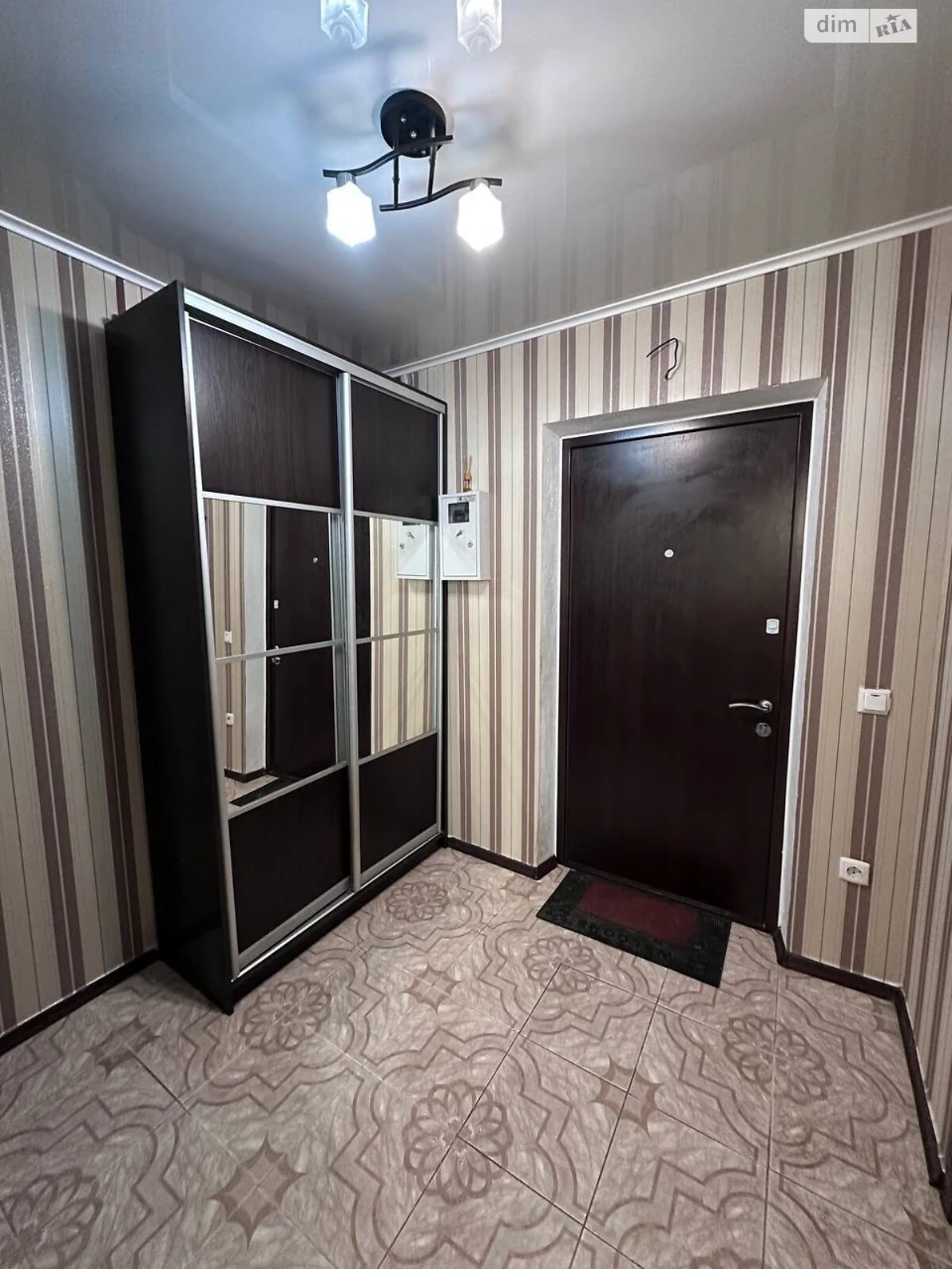 Продаж Квартира Озерна