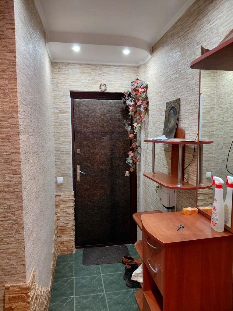 Продам 2к. квартиру.