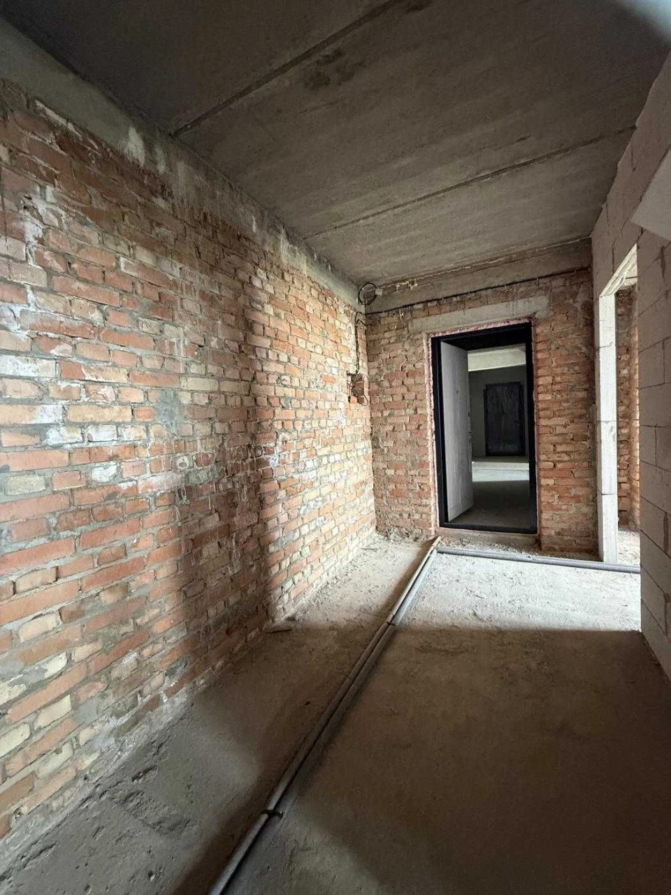 Продаж 2 кімнатної квартири в новобудові Озерна